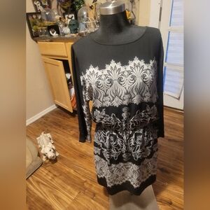 BCBGMaxAzria Black and Gray Patterned Long Sleeve Dress